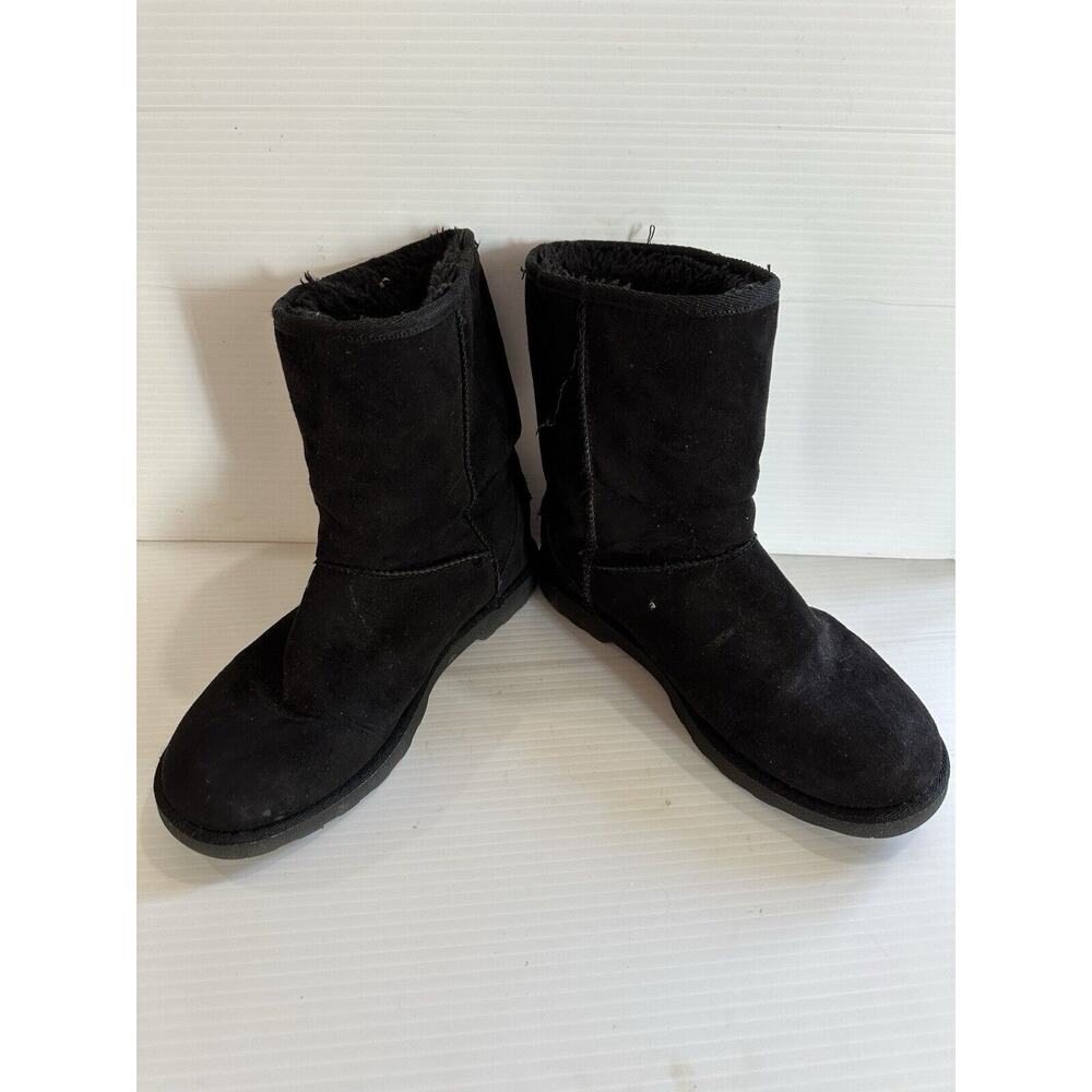 Black Women's Suede Winter Boots - Brand Unspecified
